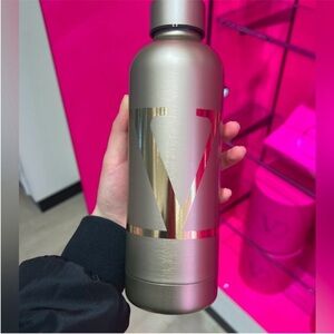 Valentino beauty limited gift water bottle
